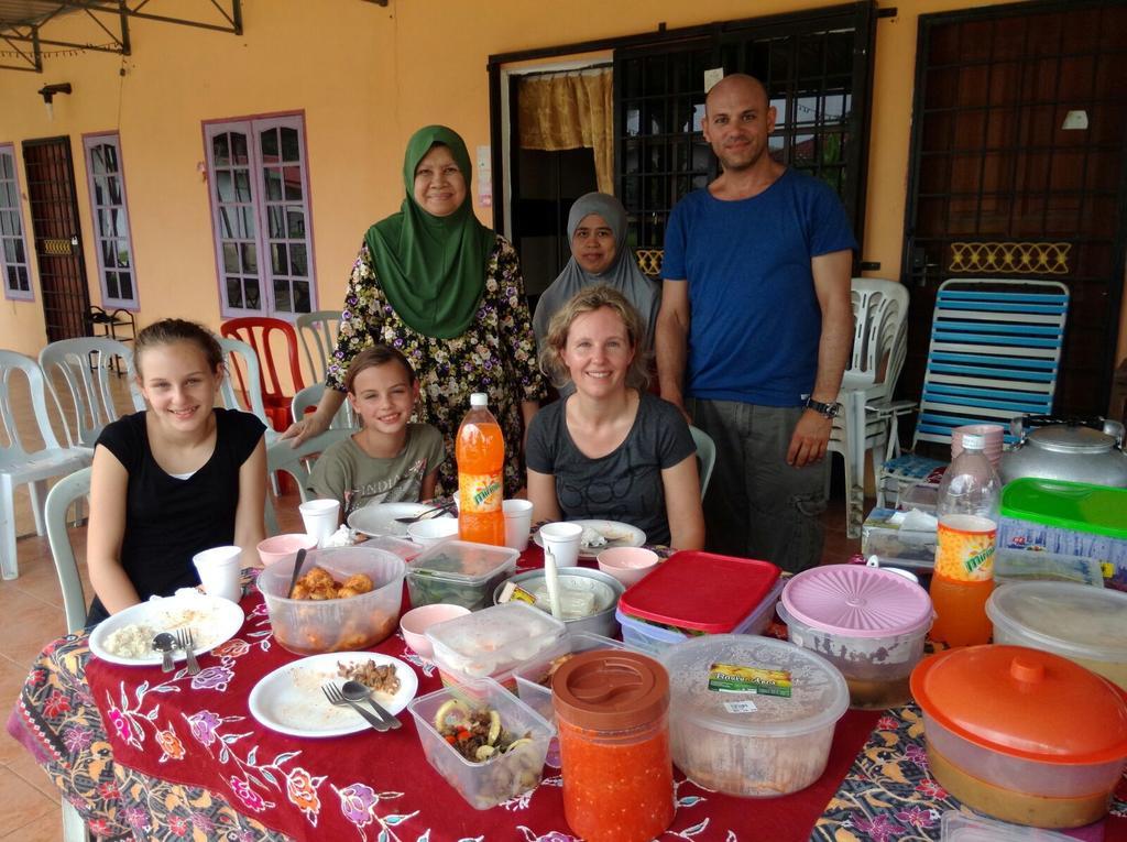 My Friend Homestay Kota Bharu Bagian luar foto